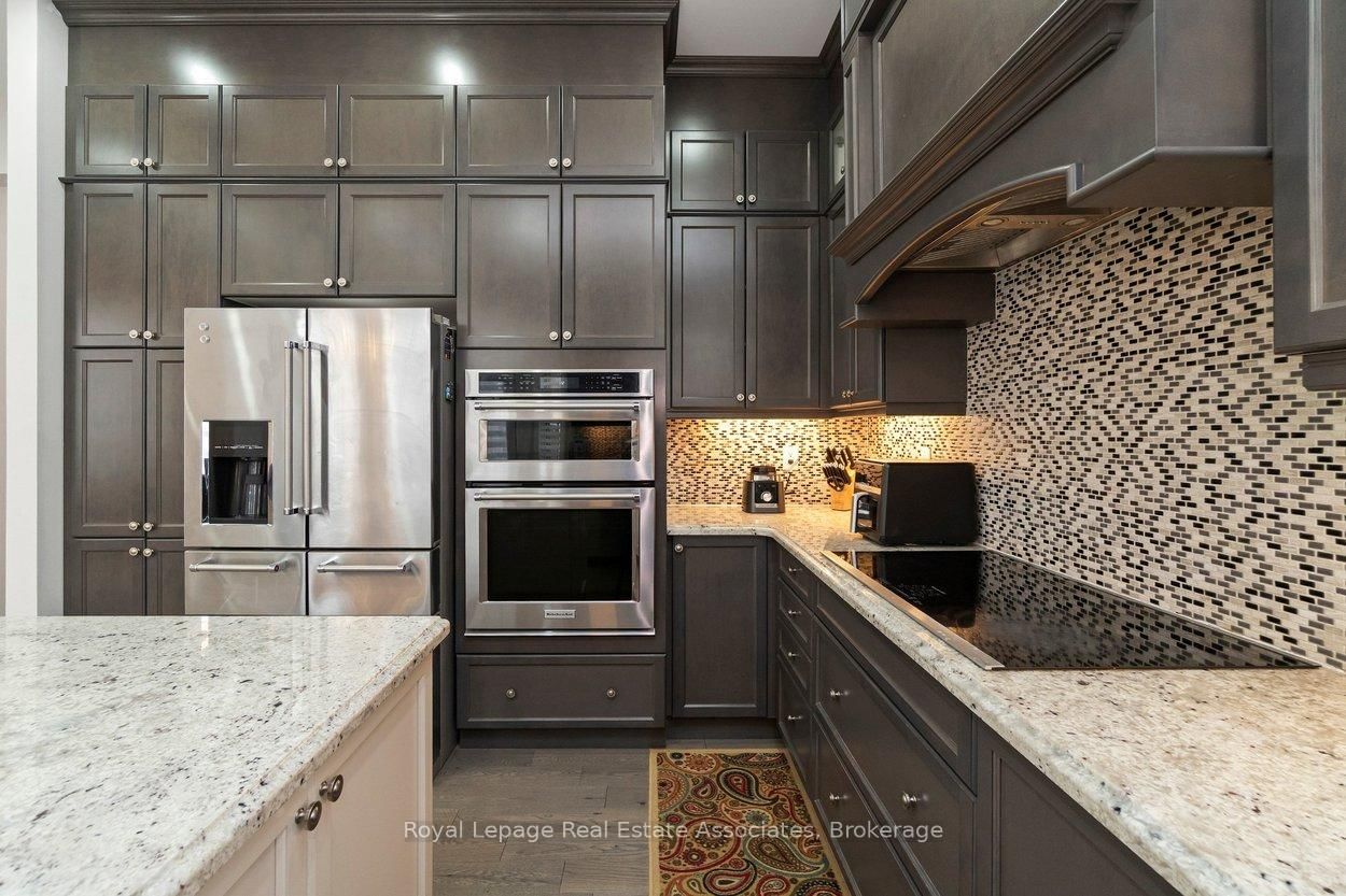 Detached House for sale at 212 Niagara Trail, Halton Hills, Ontario, L7G 0H9 - Georgetown - MLS: W12807296