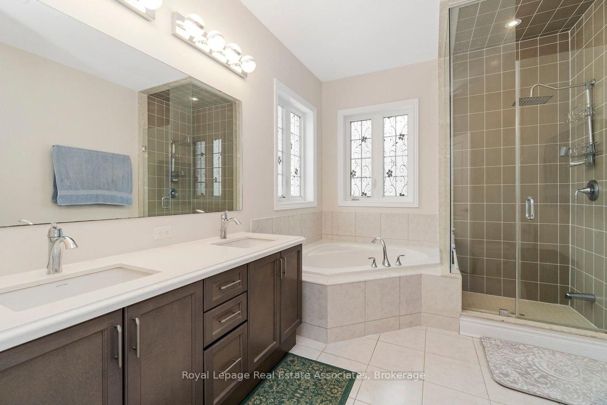 Detached House for sale at 212 Niagara Trail, Halton Hills, Ontario, L7G 0H9 - Georgetown - MLS: W12807296