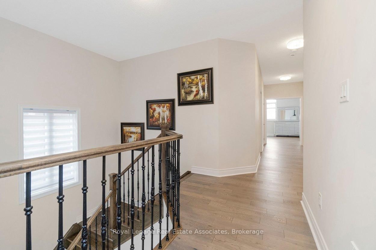 Detached House for sale at 212 Niagara Trail, Halton Hills, Ontario, L7G 0H9 - Georgetown - MLS: W12807296