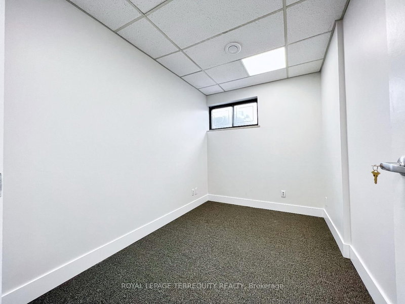 16B - 160 The Westway, Toronto, M9P 2C1 | Image 3