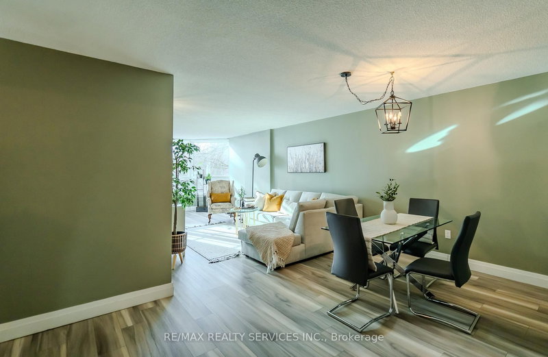 203 - 8 Lisa St, Brampton, L6T 4S6 | Image 2