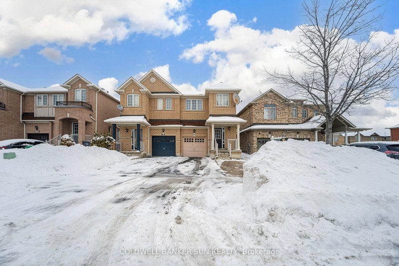 146 Crystalview Cres, Brampton, L6P 2R8 | Image 2