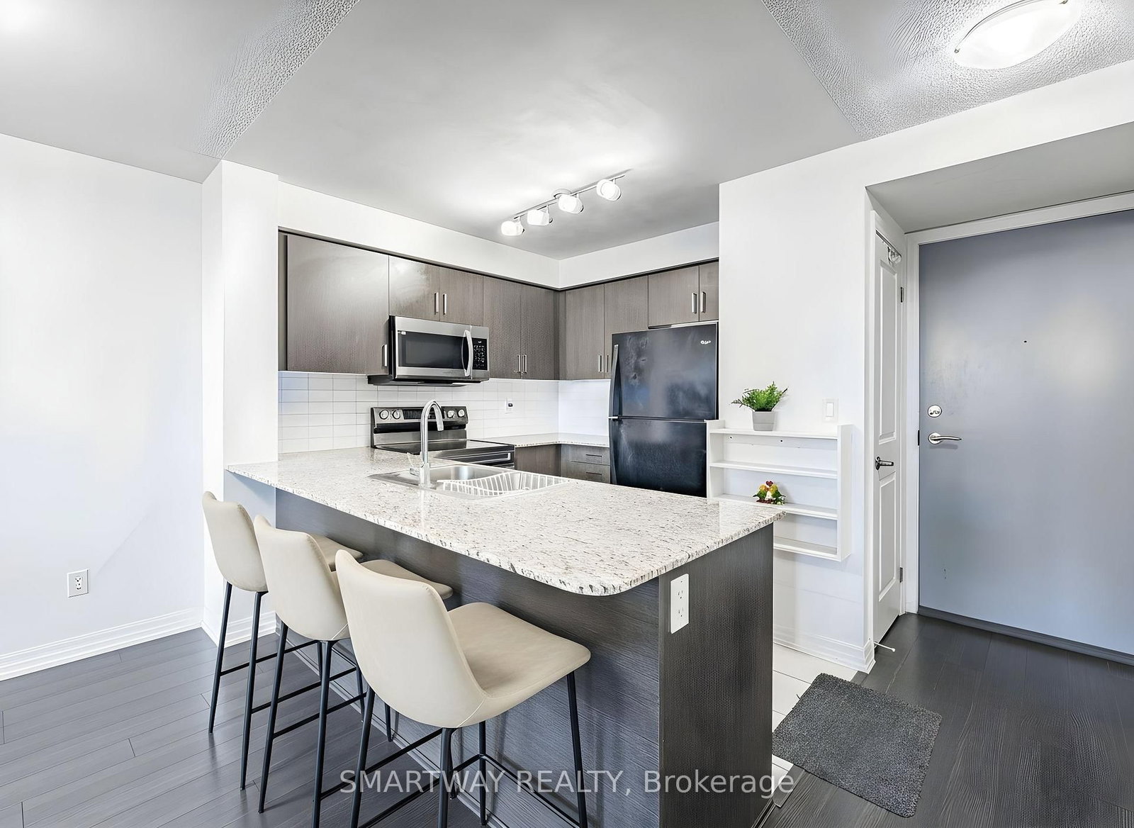 80 Esther Lorrie Drive, Unit 203 - Photo 16