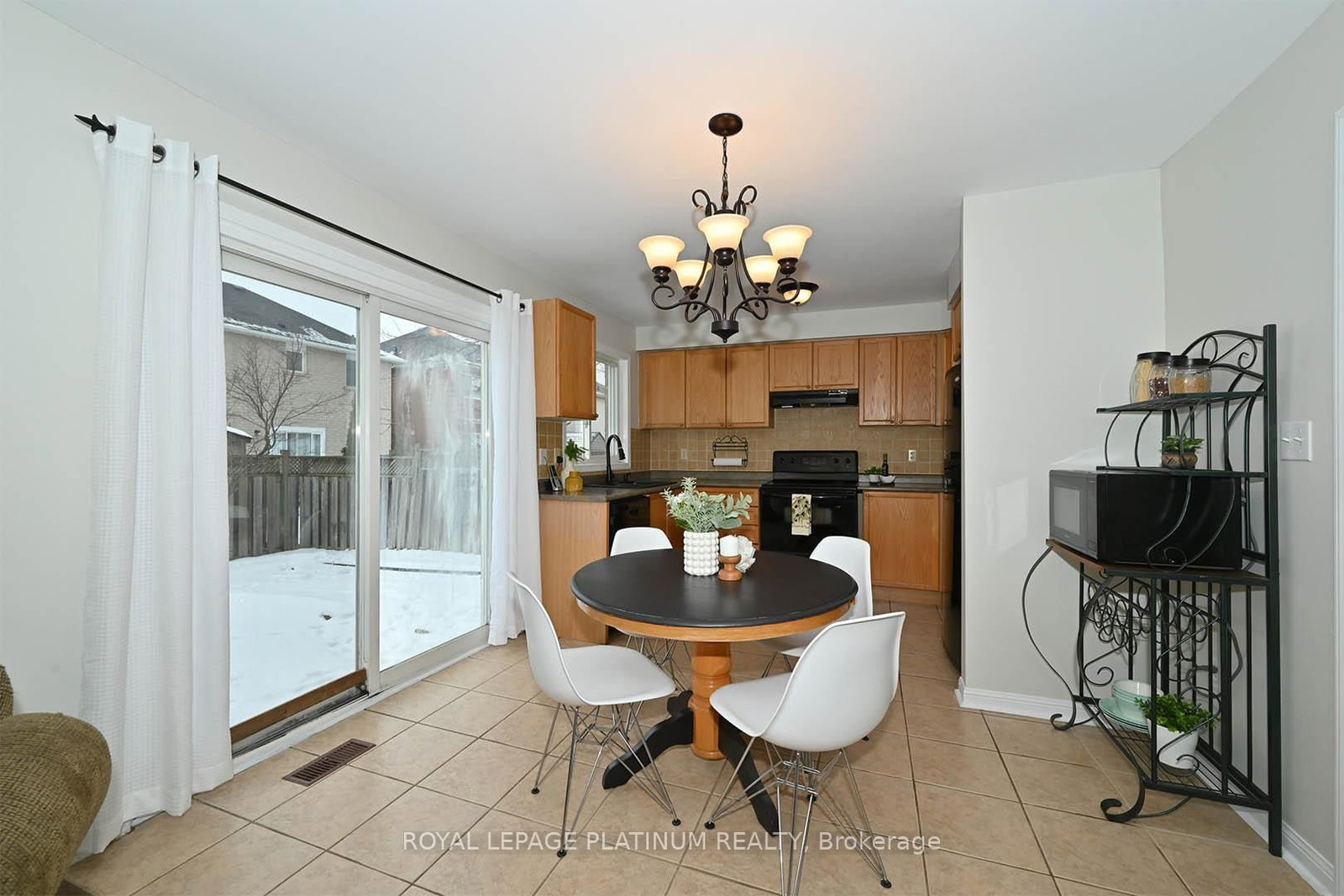 Detached House for sale at 21 Vista Green Crescent, Brampton, Ontario, L7A 2S3 - Fletcher's Meadow - MLS: W12808768