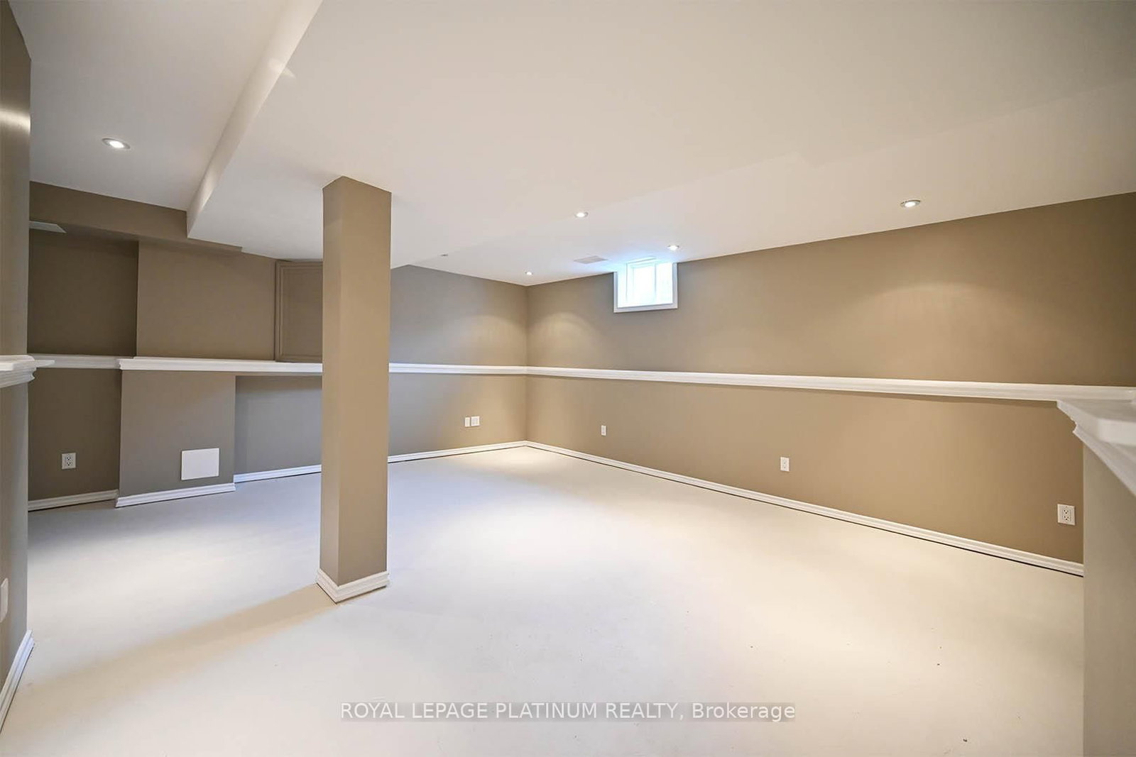 Detached House for sale at 21 Vista Green Crescent, Brampton, Ontario, L7A 2S3 - Fletcher's Meadow - MLS: W12808768