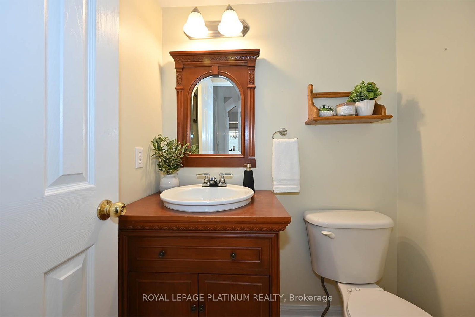 Detached House for sale at 21 Vista Green Crescent, Brampton, Ontario, L7A 2S3 - Fletcher's Meadow - MLS: W12808768