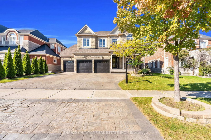 5063 Summersky Crt, Mississauga, L5M 0R3 | Image 3