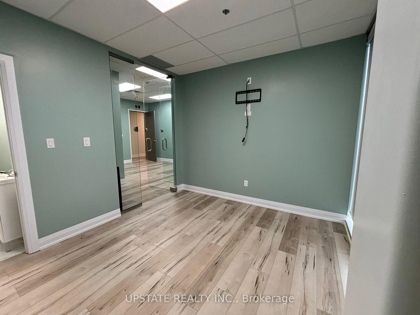 9280 Goreway Drive, Unit 205 - Photo 10