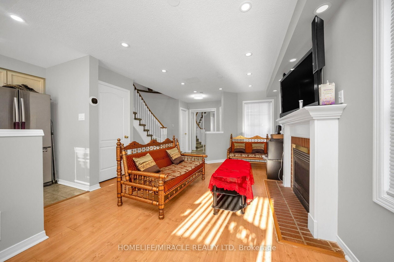 Semi-Detached House for sale at 133 Pressed Brick Drive, Brampton, Ontario, L6V 4K5 - Brampton North - MLS: W12809570