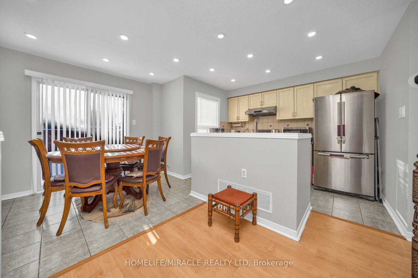 Semi-Detached House for sale at 133 Pressed Brick Drive, Brampton, Ontario, L6V 4K5 - Brampton North - MLS: W12809570