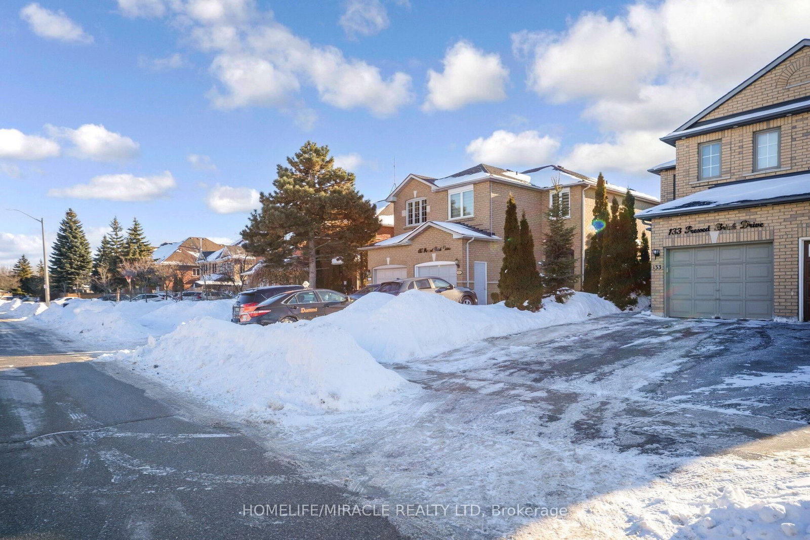 Semi-Detached House for sale at 133 Pressed Brick Drive, Brampton, Ontario, L6V 4K5 - Brampton North - MLS: W12809570