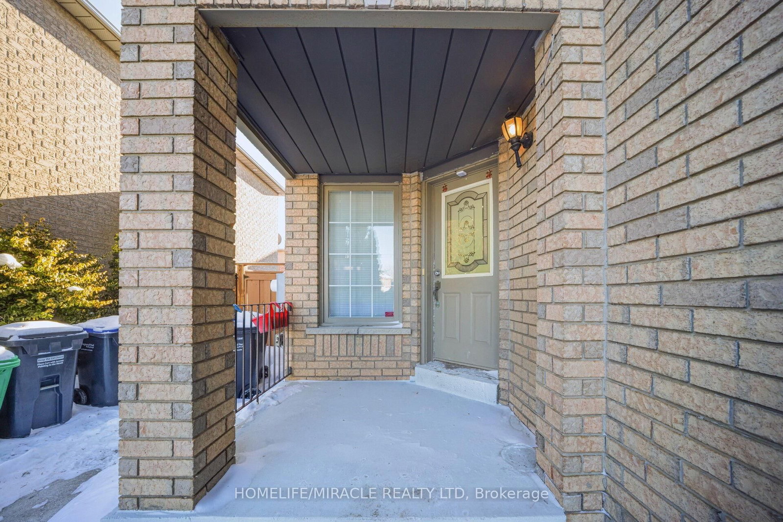 Semi-Detached House for sale at 133 Pressed Brick Drive, Brampton, Ontario, L6V 4K5 - Brampton North - MLS: W12809570