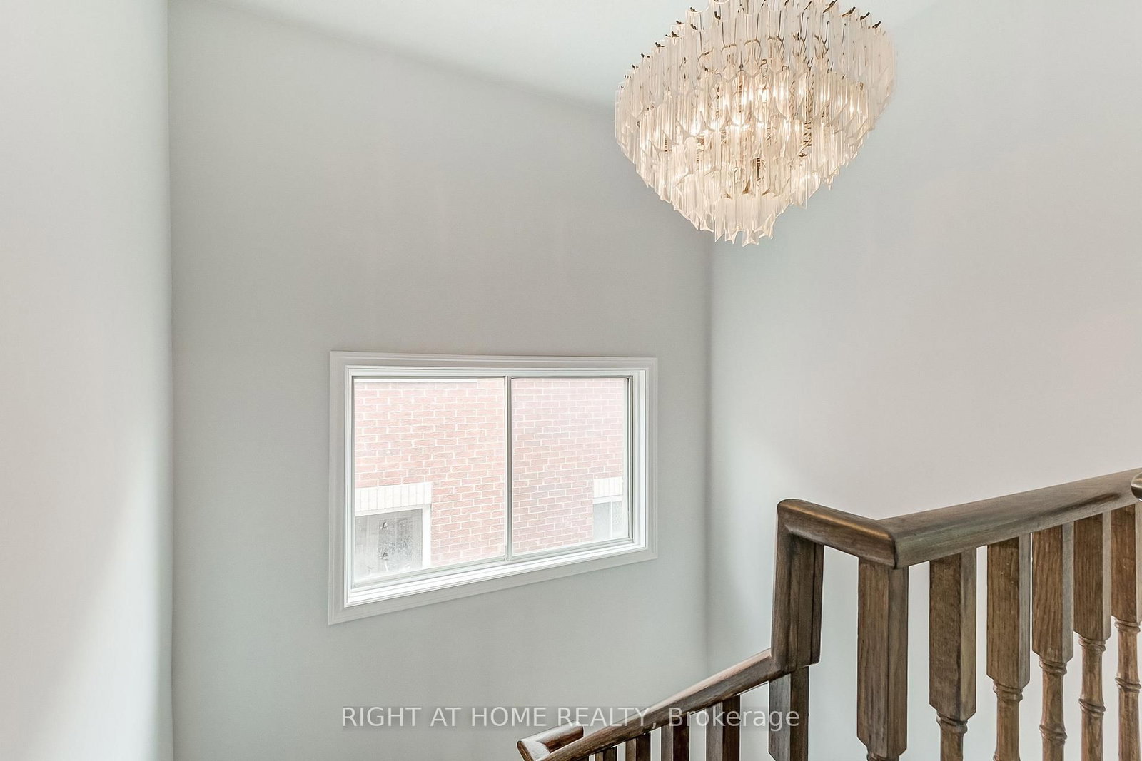 36 Mapleshade Drive W - Photo 24