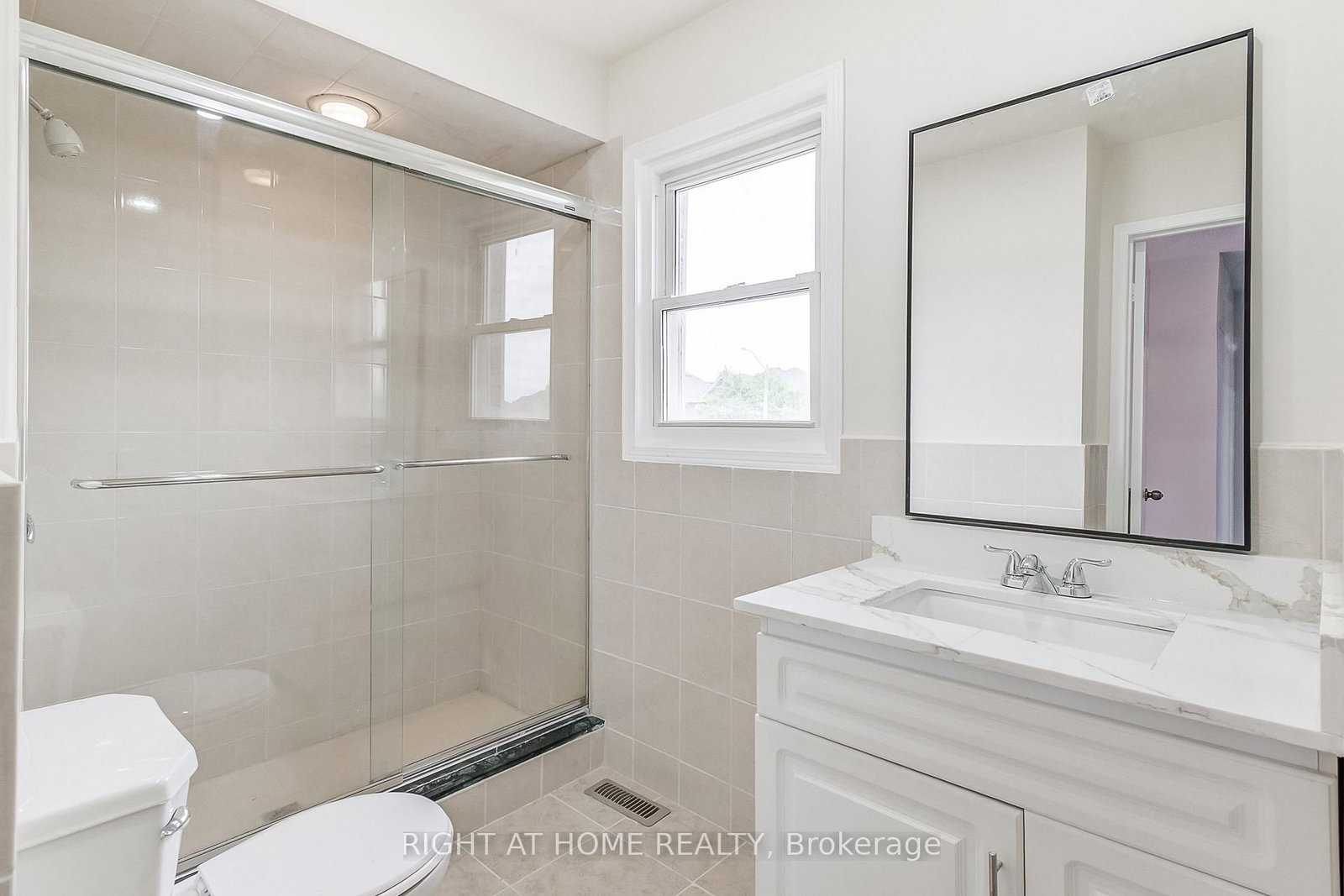 36 Mapleshade Drive W - Photo 25