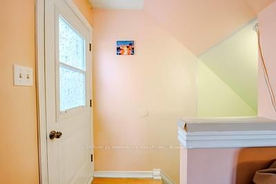 Detached House for sale at 70 Somerset Drive, Brampton, Ontario, L6Z 1C5 - Heart Lake West - MLS: W12809870