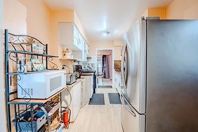 Detached House for sale at 70 Somerset Drive, Brampton, Ontario, L6Z 1C5 - Heart Lake West - MLS: W12809870