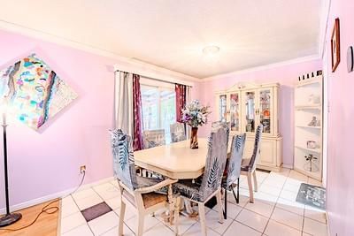 Detached House for sale at 70 Somerset Drive, Brampton, Ontario, L6Z 1C5 - Heart Lake West - MLS: W12809870