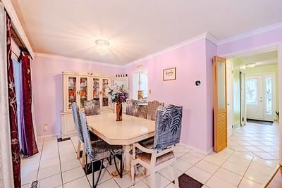 Detached House for sale at 70 Somerset Drive, Brampton, Ontario, L6Z 1C5 - Heart Lake West - MLS: W12809870