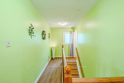 Detached House for sale at 70 Somerset Drive, Brampton, Ontario, L6Z 1C5 - Heart Lake West - MLS: W12809870