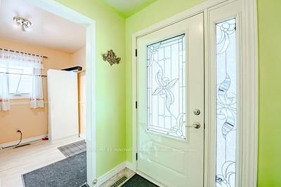 Detached House for sale at 70 Somerset Drive, Brampton, Ontario, L6Z 1C5 - Heart Lake West - MLS: W12809870