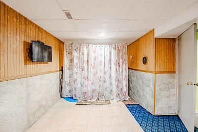 Detached House for sale at 70 Somerset Drive, Brampton, Ontario, L6Z 1C5 - Heart Lake West - MLS: W12809870