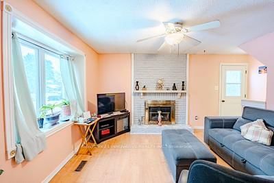 Detached House for sale at 70 Somerset Drive, Brampton, Ontario, L6Z 1C5 - Heart Lake West - MLS: W12809870