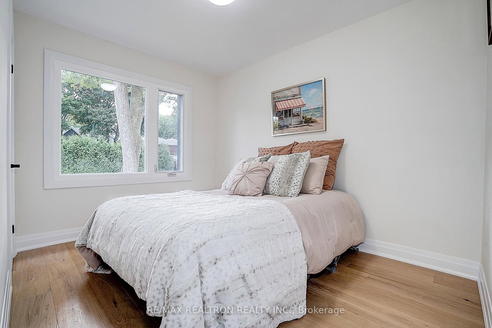 Detached House for sale at 163 Maurice Drive, Oakville, Ontario, L6K 2W8 - Central - MLS: W12809904