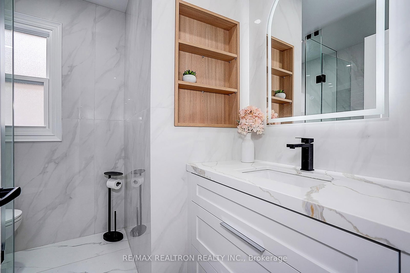 Detached House for sale at 163 Maurice Drive, Oakville, Ontario, L6K 2W8 - Central - MLS: W12809904