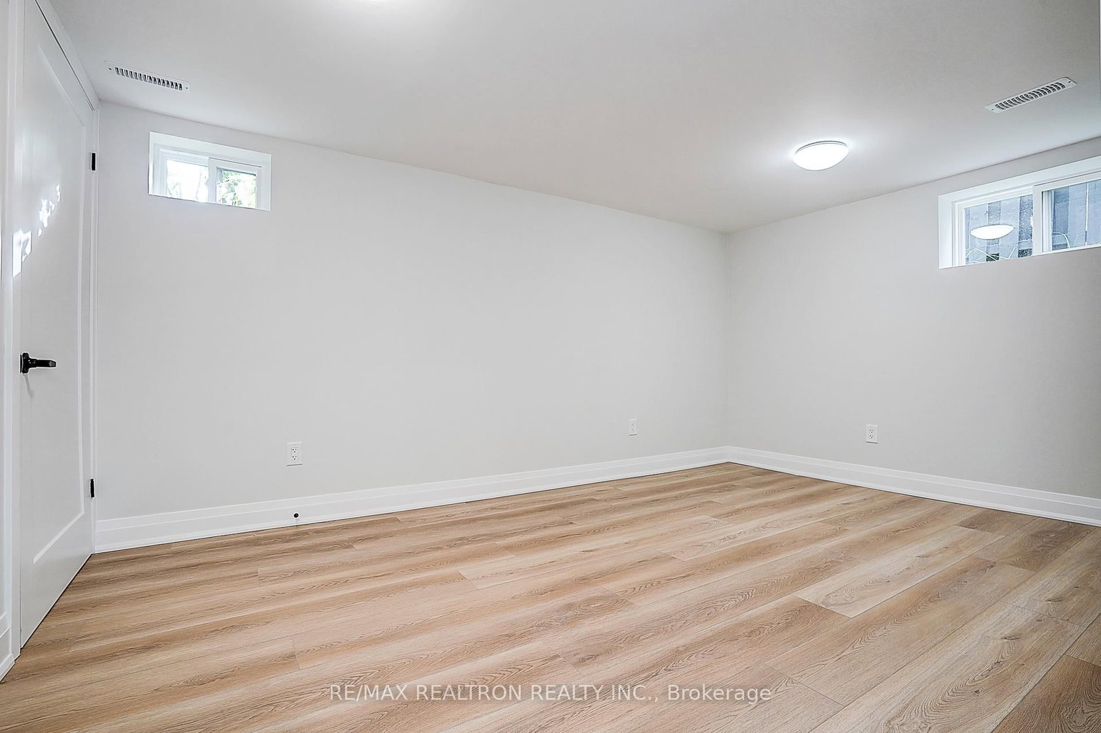 Detached House for sale at 163 Maurice Drive, Oakville, Ontario, L6K 2W8 - Central - MLS: W12809904