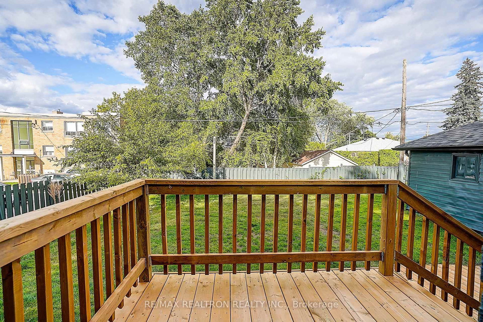 Detached House for sale at 163 Maurice Drive, Oakville, Ontario, L6K 2W8 - Central - MLS: W12809904