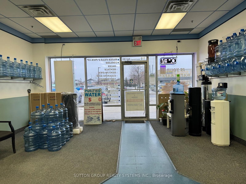 201 - 719 Central Pkwy, Mississauga, L5B 4L1 | Image 2