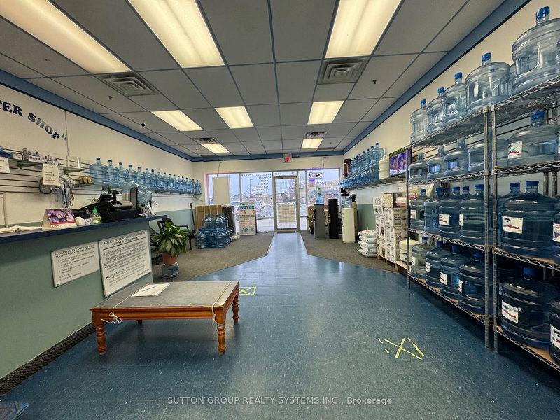 201 - 719 Central Pkwy, Mississauga, L5B 4L1 | Image 3