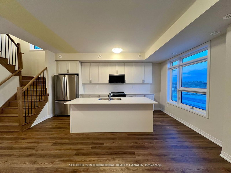 103 - 1585 Rose Way, Milton, L9T 7E7 | Image 3