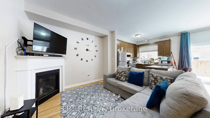 162 Agava St, Brampton, L7A 4R9 | Image 2