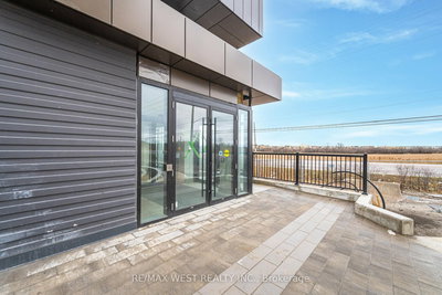 311-335 Wheat Boom Drive, Oakville, Ontario image-0-1