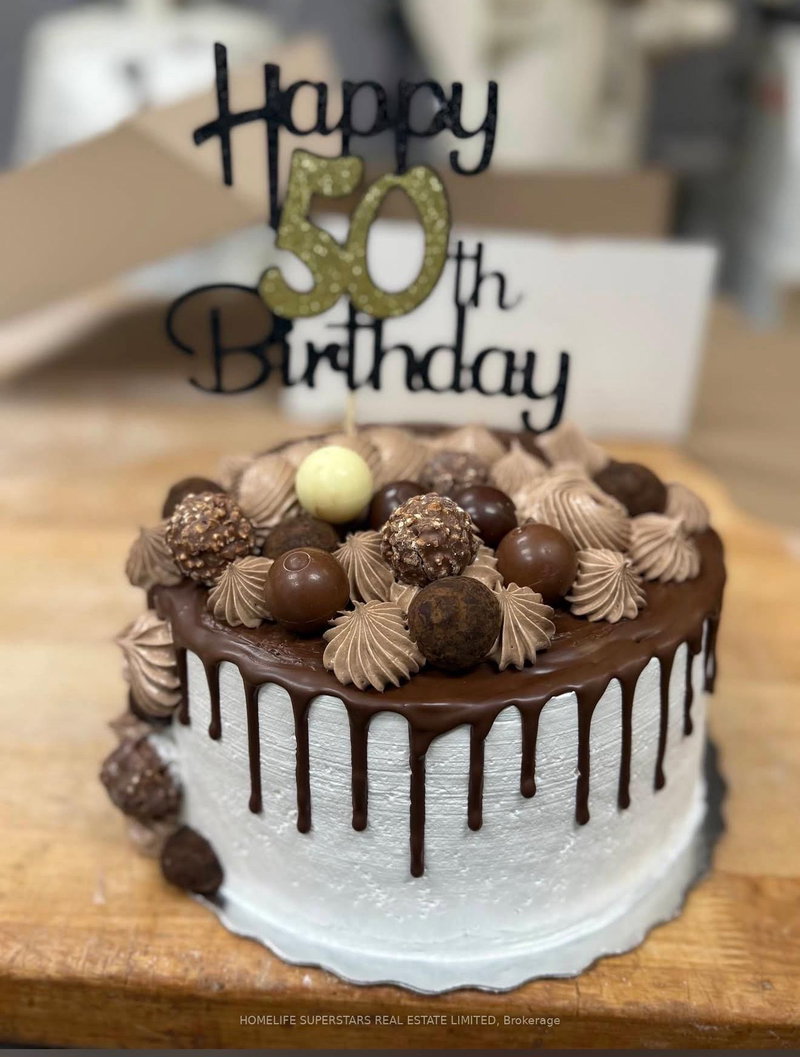 27 RUTH Ave, Brampton, L6Z 4R2 | Image 2