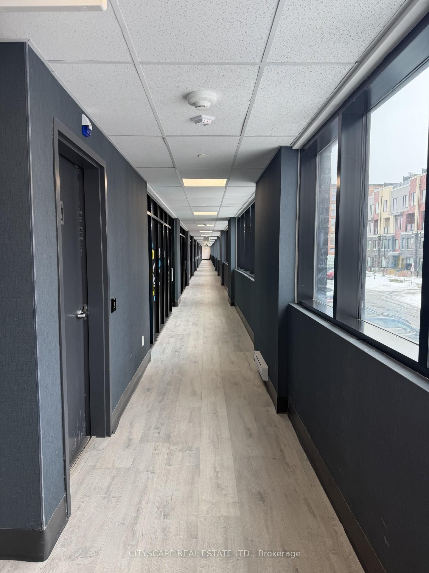 3401 Ridgeway Drive, Unit 202 - Photo 2