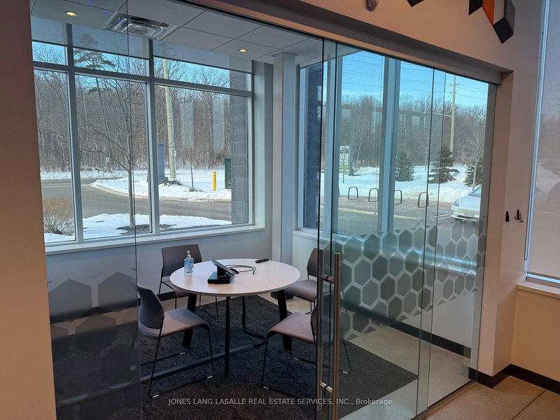 100 - 1415 Joshuas Creek Dr, Oakville, L6H 7L9 | Image 2