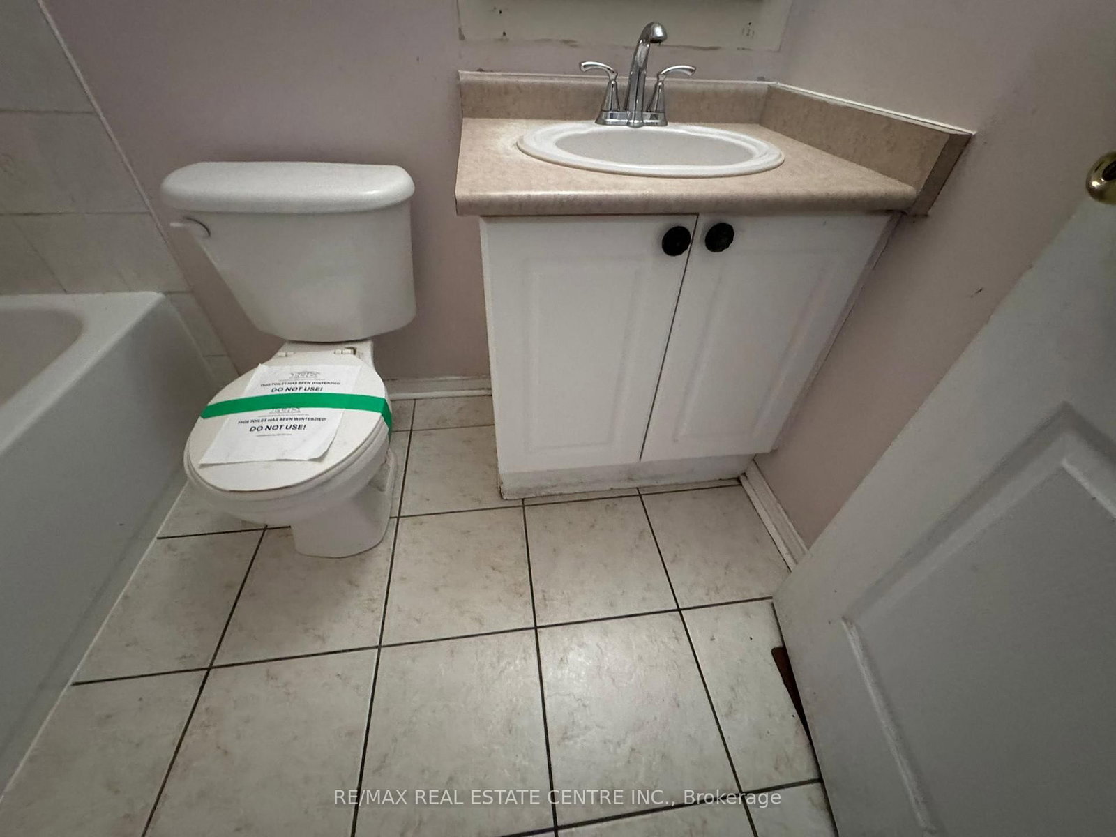 Semi-Detached House for sale at 23 Lonestar Crescent, Brampton, Ontario, L7A 2H9 - Fletcher's Meadow - MLS: W12811394