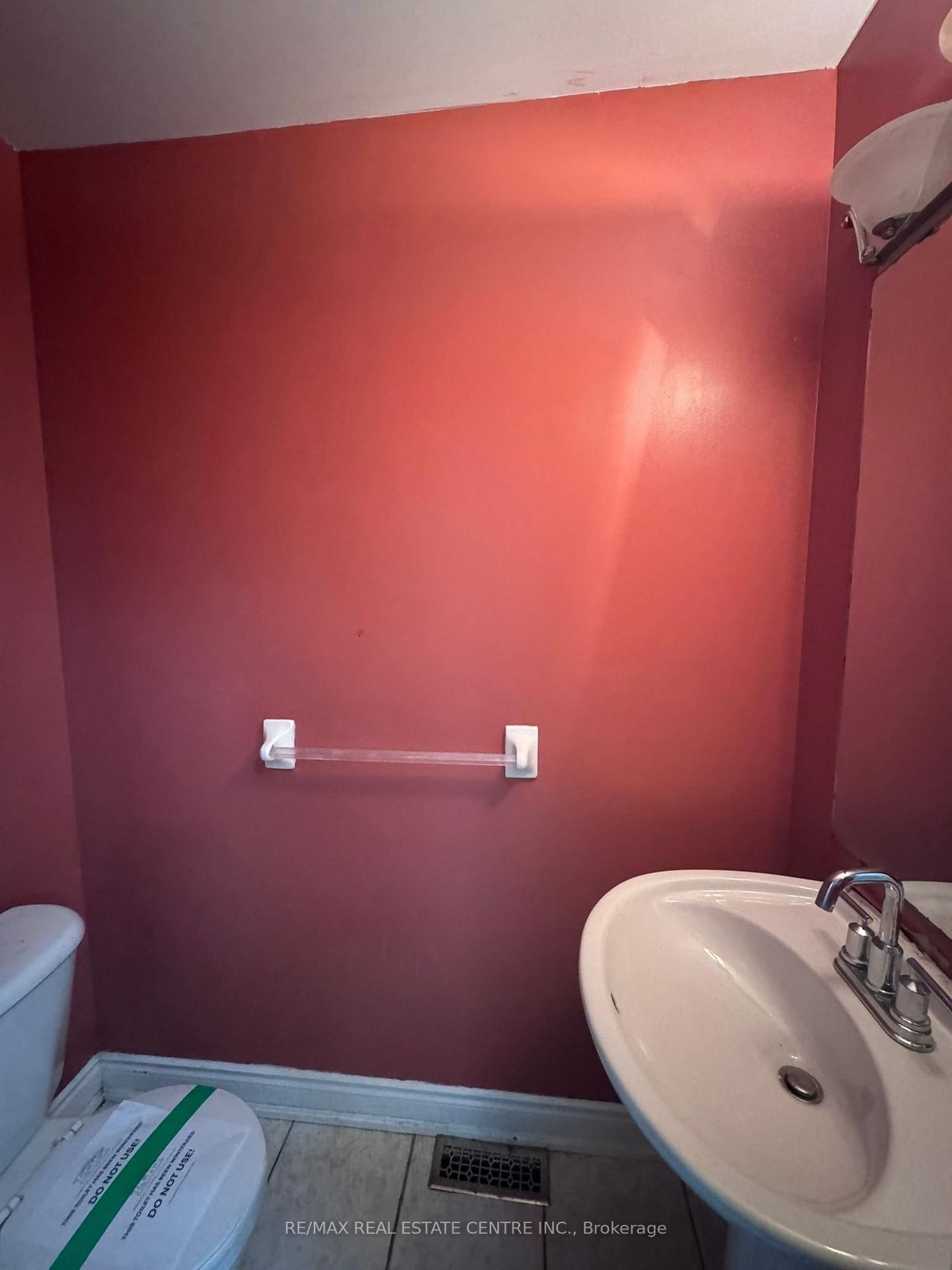 Semi-Detached House for sale at 23 Lonestar Crescent, Brampton, Ontario, L7A 2H9 - Fletcher's Meadow - MLS: W12811394