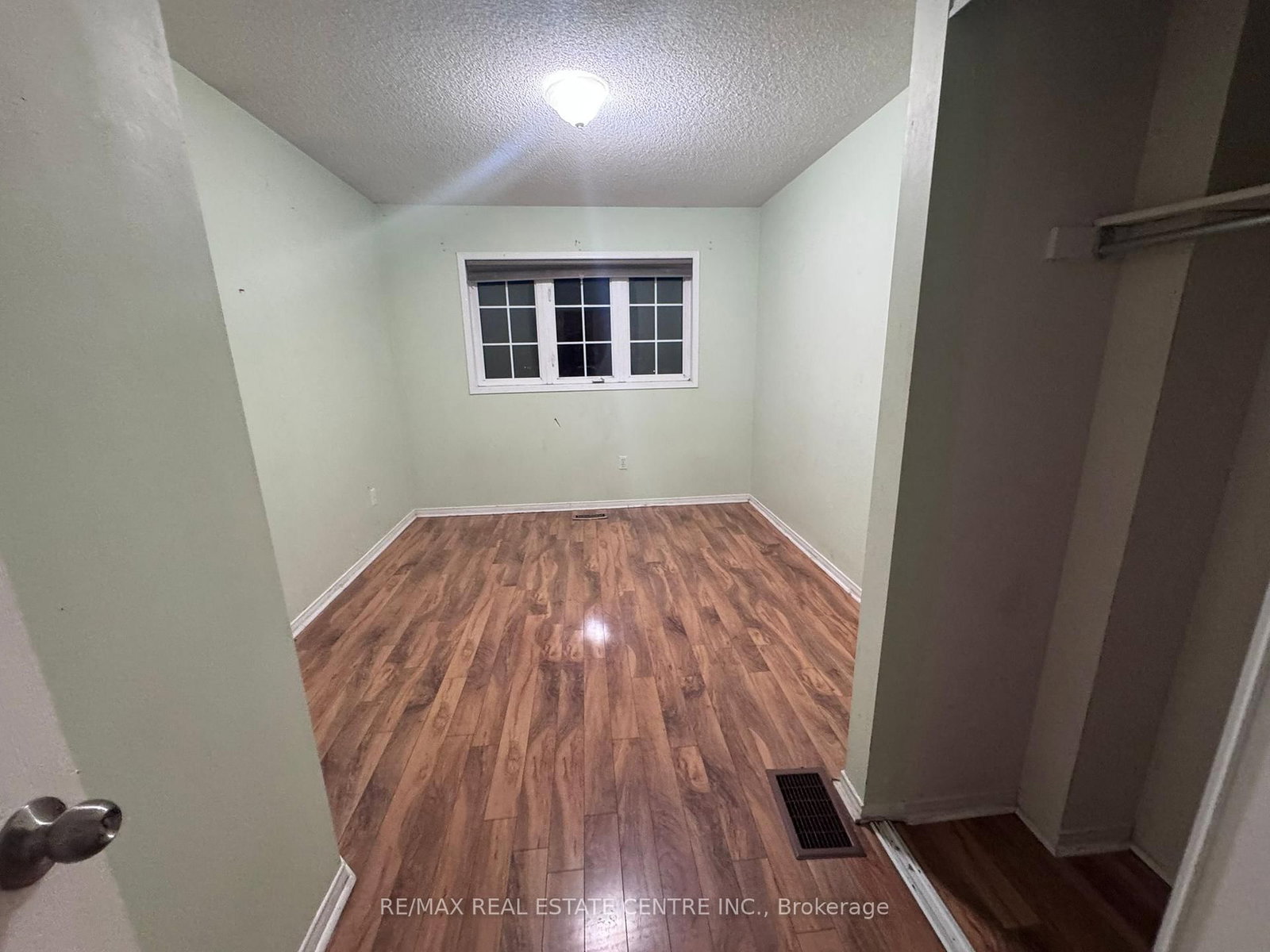 Semi-Detached House for sale at 23 Lonestar Crescent, Brampton, Ontario, L7A 2H9 - Fletcher's Meadow - MLS: W12811394