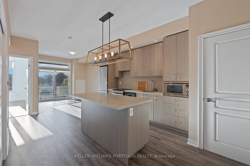 322 - 457 Plains Rd E, Burlington, L7T 0B8 | Image 3