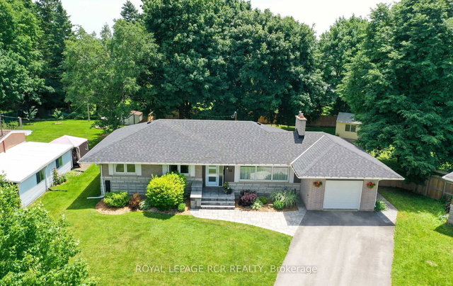 15 Banting Drive