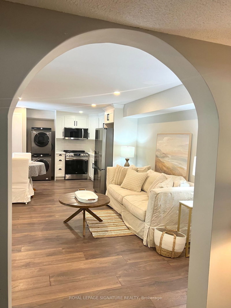 Lower Level - 964 Albertson Cres, Mississauga, L5H 3C7 | Image 2