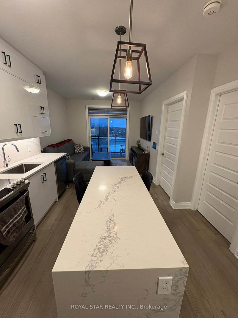 313 - 50 Kaitting Tr, Oakville, L6M 5N3 | Image 3