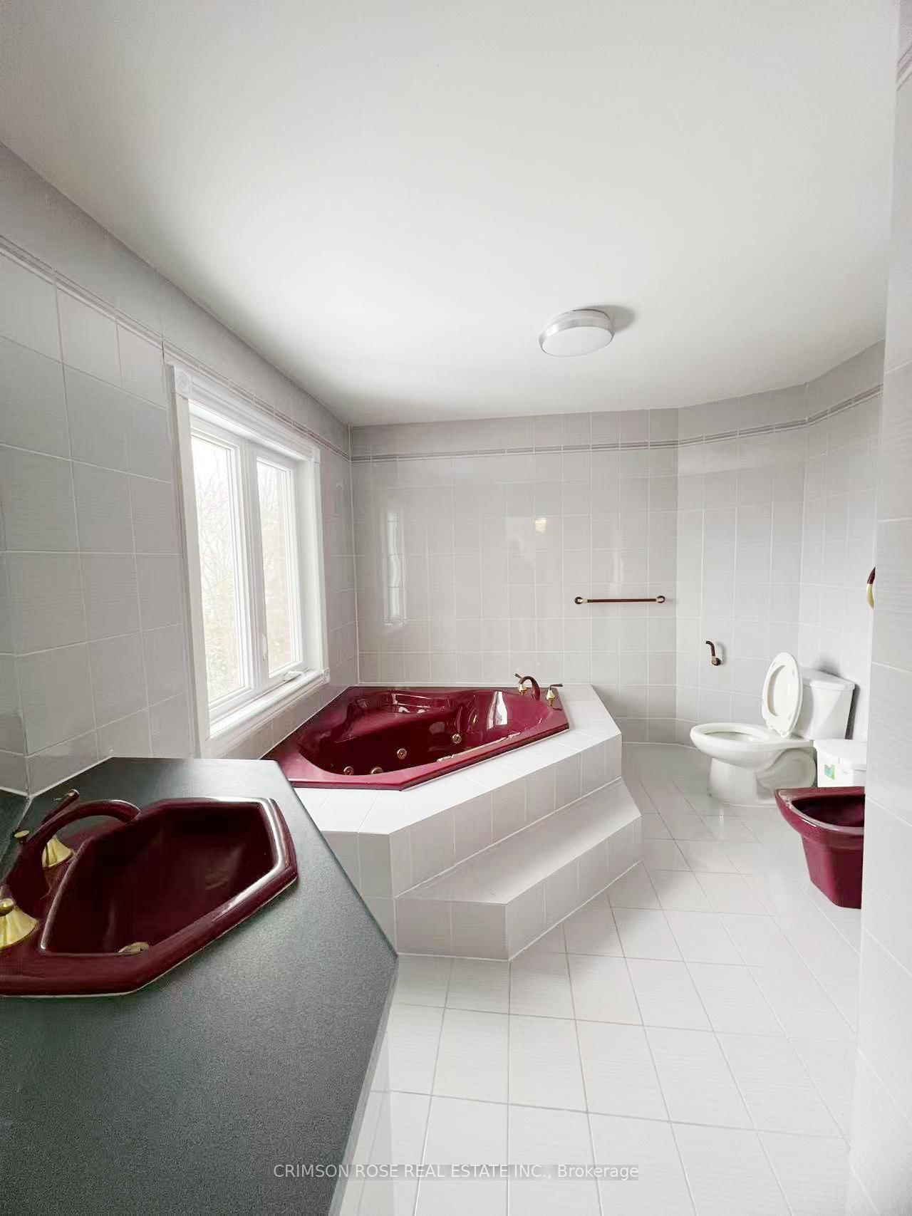 2501 Mississauga Road, Unit Master Bedroom - Photo 15