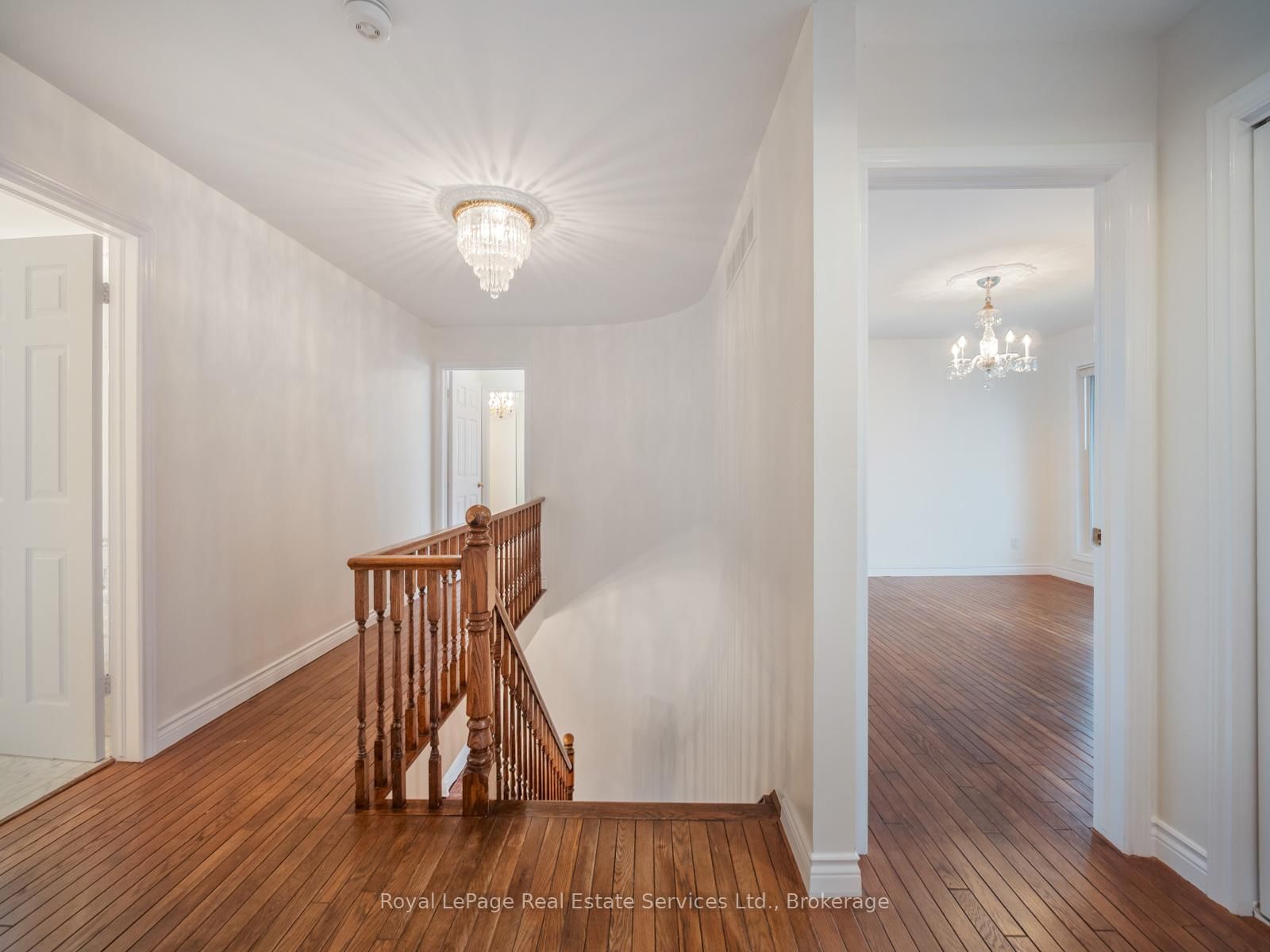 Detached House for sale at 3286 Shelburne Place, Oakville, Ontario, L6L 5V9 - Bronte - MLS: W12812288