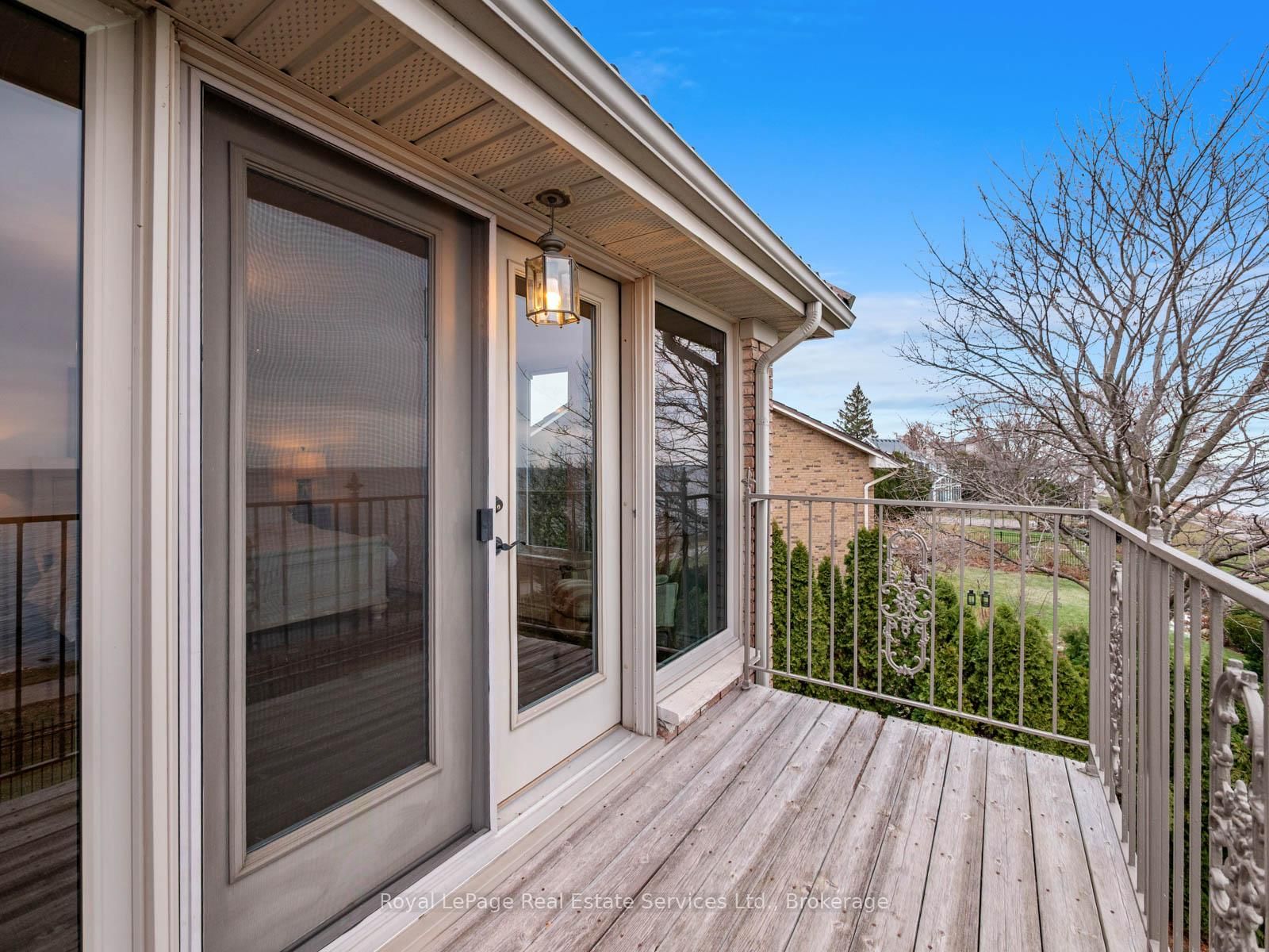 Detached House for sale at 3286 Shelburne Place, Oakville, Ontario, L6L 5V9 - Bronte - MLS: W12812288