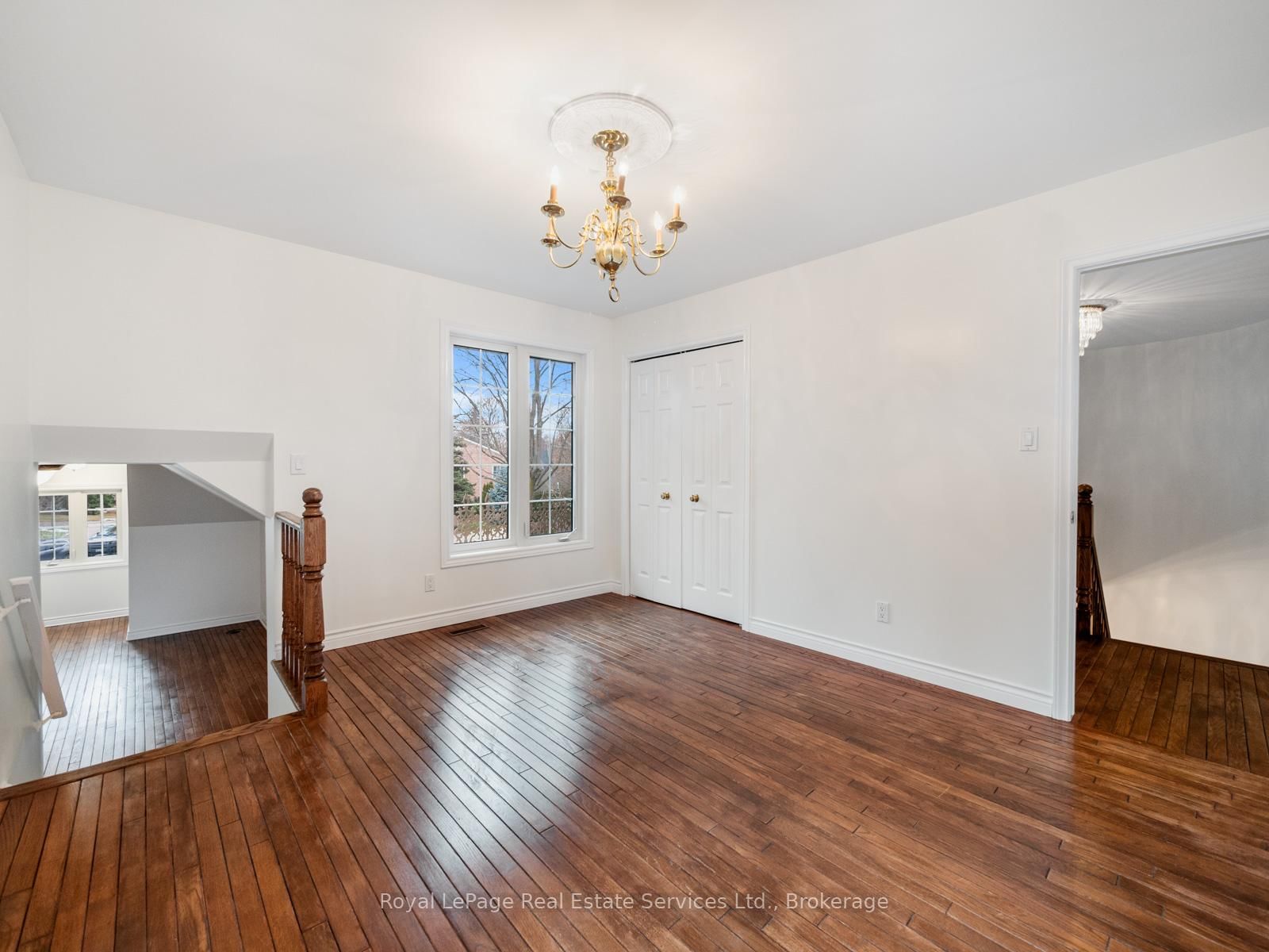 Detached House for sale at 3286 Shelburne Place, Oakville, Ontario, L6L 5V9 - Bronte - MLS: W12812288