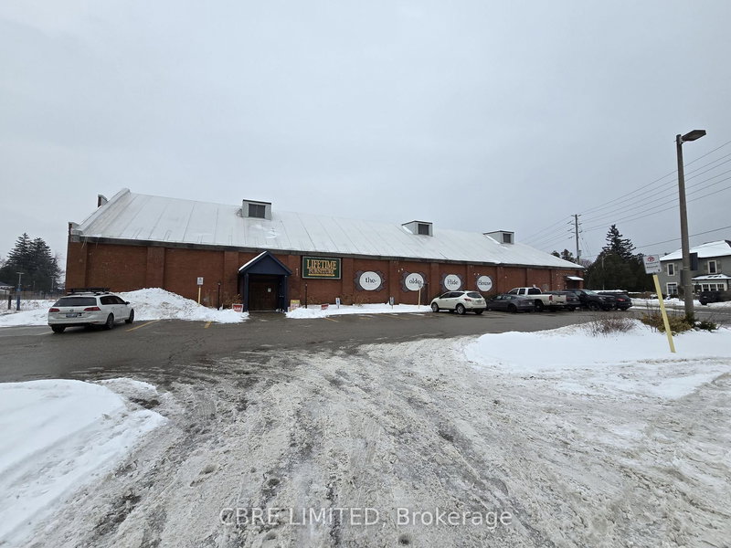 49 Eastern Ave, Halton Hills, L7J 2E6 | Image 2